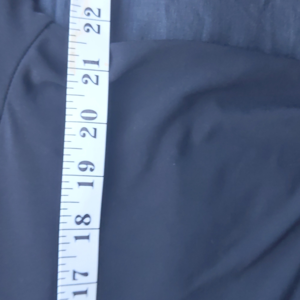 Colorblock Tunic - Picture 8 of 12